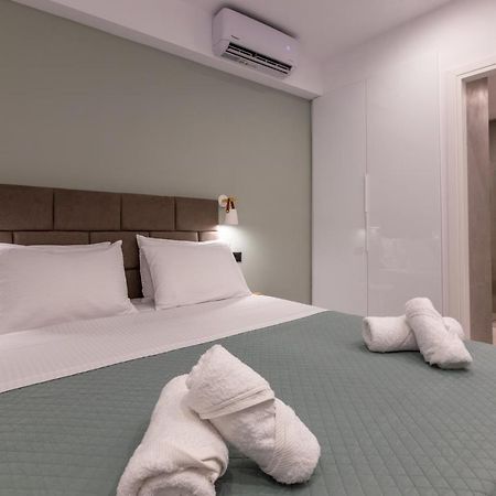 אתונה Mandevilia Suites מראה חיצוני תמונה