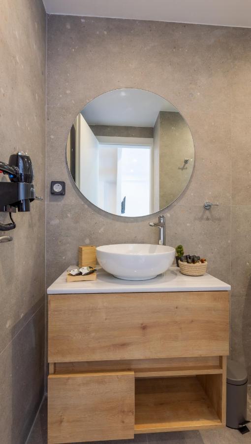 אתונה Mandevilia Suites מראה חיצוני תמונה