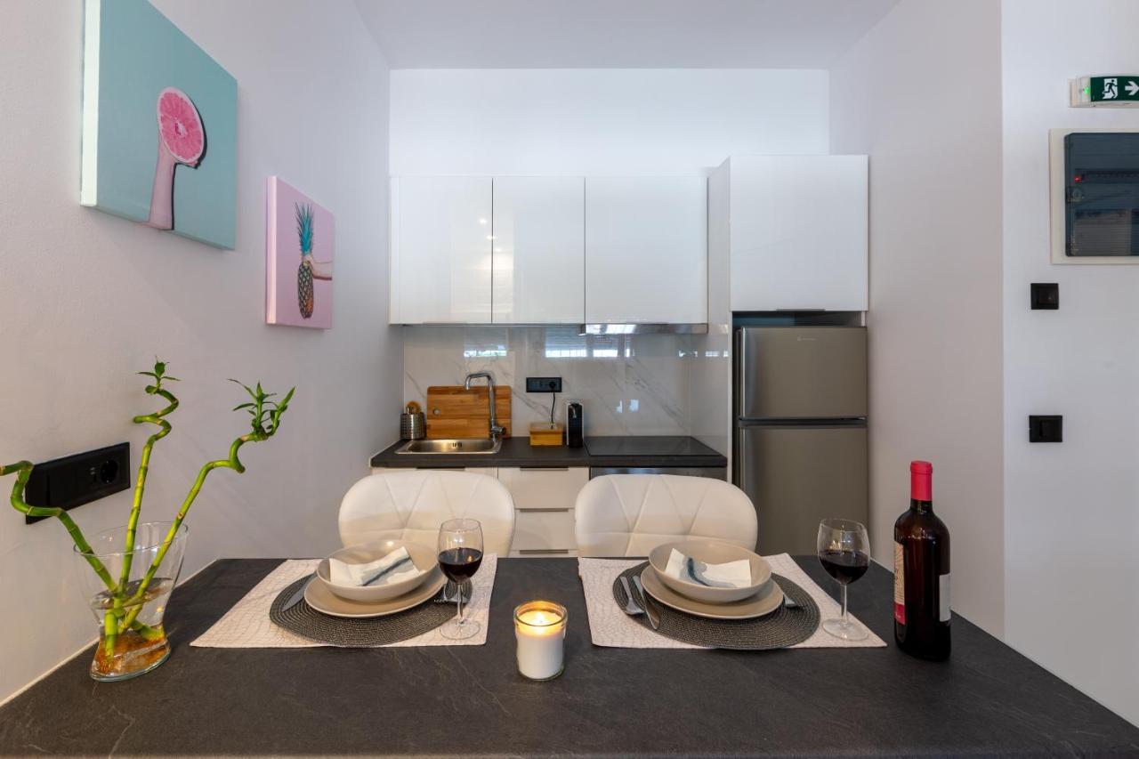 אתונה Mandevilia Suites מראה חיצוני תמונה