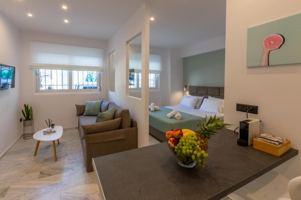 אתונה Mandevilia Suites מראה חיצוני תמונה