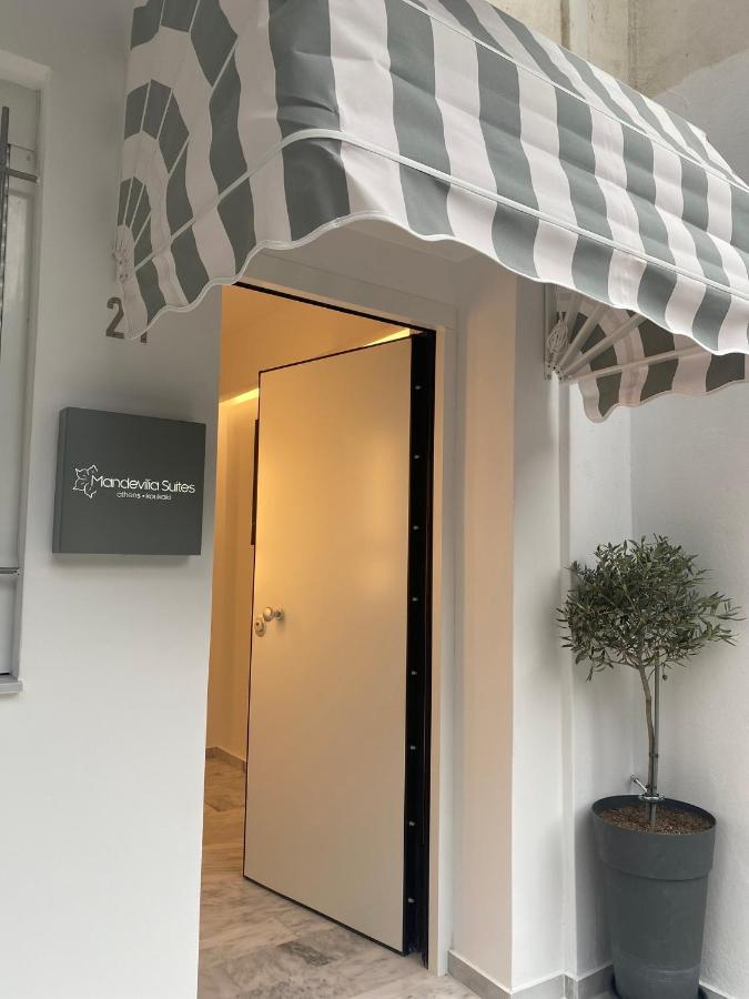 אתונה Mandevilia Suites מראה חיצוני תמונה